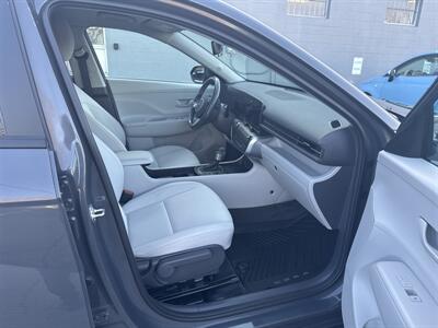 2025 Hyundai KONA SEL - Photo 10 - Danbury, CT 06810