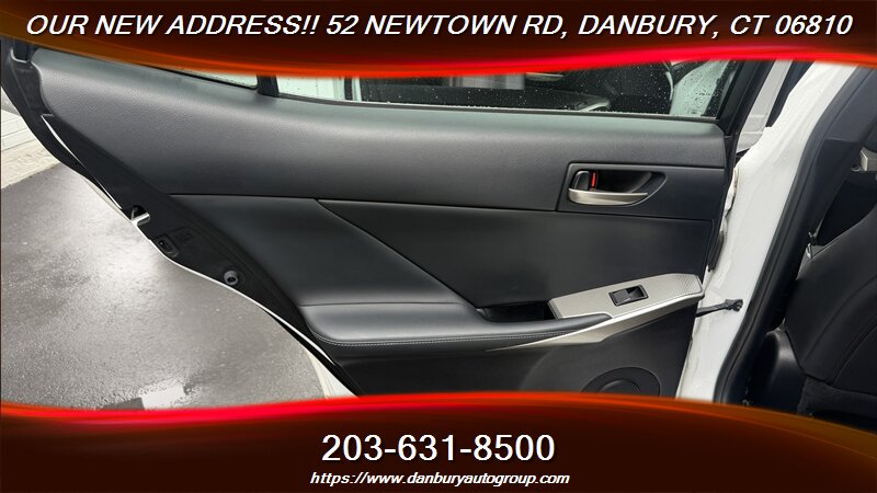 2017 Lexus IS 300 - Photo 23 - Danbury, CT 06810