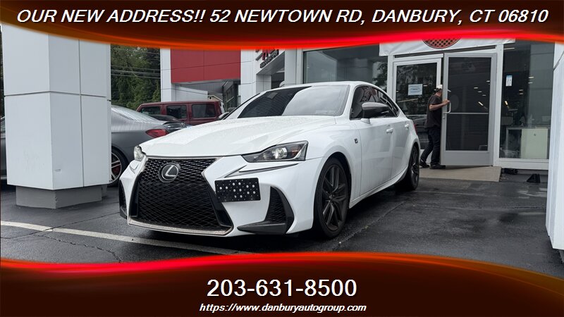 2017 Lexus IS 300   - Photo 1 - Danbury, CT 06810