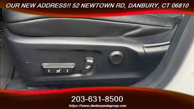 2017 Lexus IS 300 - Photo 11 - Danbury, CT 06810