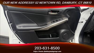 2017 Lexus IS 300 - Photo 10 - Danbury, CT 06810