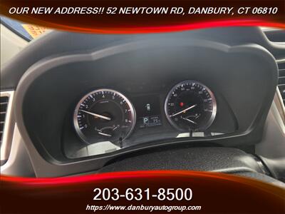 2016 Toyota Highlander LE   - Photo 10 - Danbury, CT 06810