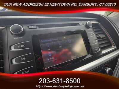 2016 Toyota Highlander LE   - Photo 11 - Danbury, CT 06810