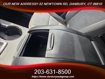 2016 Toyota Highlander LE   - Photo 15 - Danbury, CT 06810