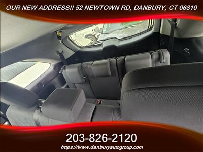 2016 Toyota Highlander LE   - Photo 6 - Danbury, CT 06810