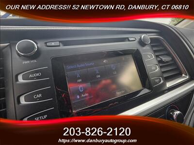 2016 Toyota Highlander LE   - Photo 11 - Danbury, CT 06810