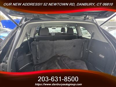 2016 Toyota Highlander LE   - Photo 3 - Danbury, CT 06810