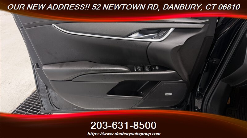 2014 Cadillac XTS 3.6L V6 - Photo 11 - Danbury, CT 06810