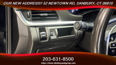2014 Cadillac XTS 3.6L V6 - Photo 17 - Danbury, CT 06810