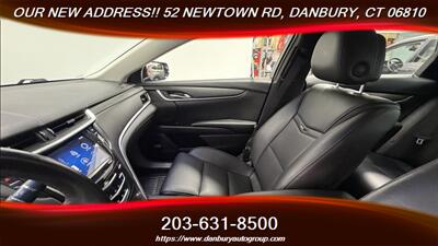 2014 Cadillac XTS 3.6L V6 - Photo 15 - Danbury, CT 06810