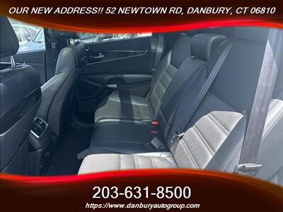 2016 Kia Sorento SX Limited   - Photo 13 - Danbury, CT 06810
