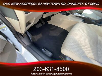 2015 Honda Civic LX - Photo 13 - Danbury, CT 06810