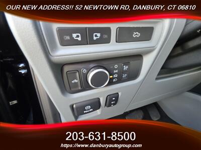 2022 Ford F-150 Lightning Pro   - Photo 14 - Danbury, CT 06810