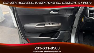2021 Kia Sportage LX - Photo 12 - Danbury, CT 06810