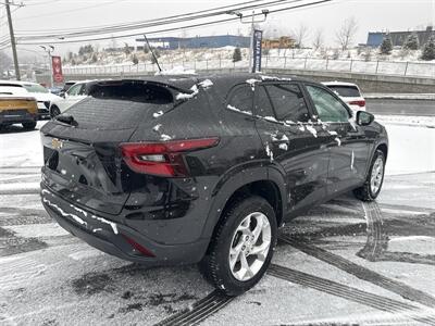 2025 Chevrolet Trax LS   - Photo 6 - Danbury, CT 06810