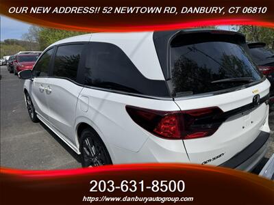 2025 Honda Odyssey Touring   - Photo 3 - Danbury, CT 06810