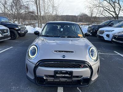 2022 MINI Hardtop 2 Door Cooper S   - Photo 2 - Danbury, CT 06810