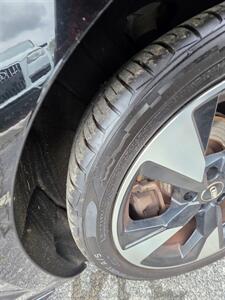 2017 Audi A4 2.0T quattro Premium Plus   - Photo 6 - Danbury, CT 06810