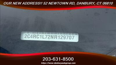 2022 Chrysler Pacifica Hybrid Touring L   - Photo 28 - Danbury, CT 06810