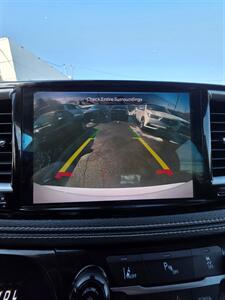 2022 Chrysler Pacifica Hybrid Touring L   - Photo 20 - Danbury, CT 06810