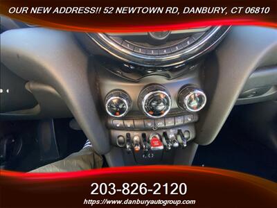 2017 MINI Cooper Convertible - Photo 20 - Danbury, CT 06810