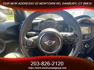 2017 MINI Cooper Convertible - Photo 17 - Danbury, CT 06810