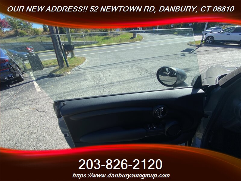 2017 MINI Cooper Convertible - Photo 10 - Danbury, CT 06810