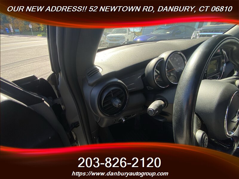 2017 MINI Cooper Convertible - Photo 12 - Danbury, CT 06810