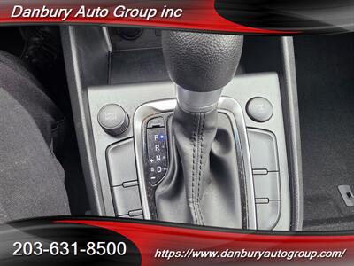2022 Hyundai KONA SEL   - Photo 13 - Danbury, CT 06810