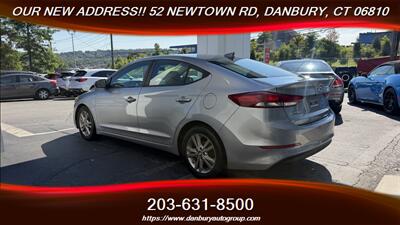 2017 Hyundai ELANTRA SE   - Photo 2 - Danbury, CT 06810