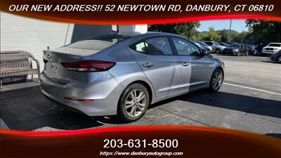 2017 Hyundai ELANTRA SE   - Photo 4 - Danbury, CT 06810