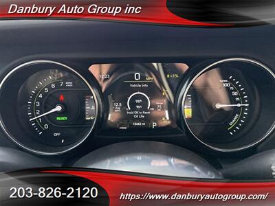 2023 Jeep Wrangler Sahara 4xe   - Photo 11 - Danbury, CT 06810