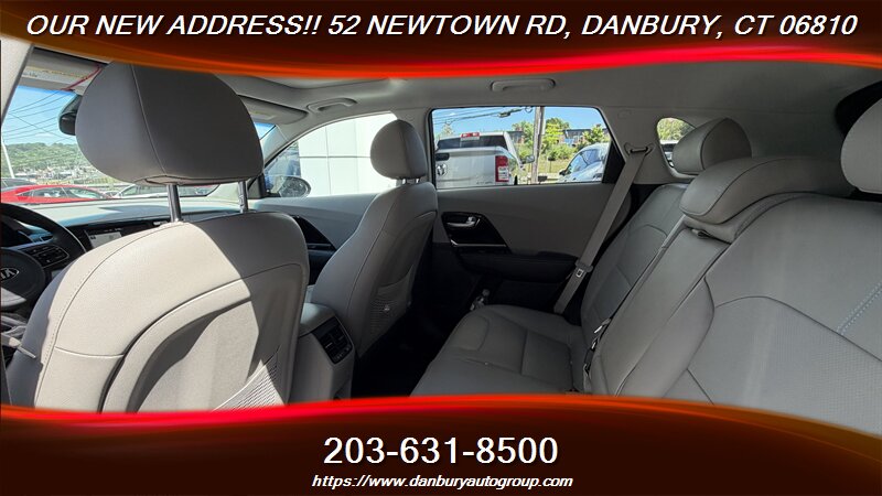 2017 Kia Niro Touring - Photo 16 - Danbury, CT 06810