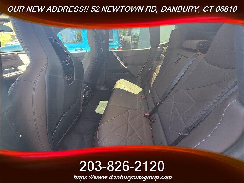 2023 BMW iX xDrive50 - Photo 7 - Danbury, CT 06810