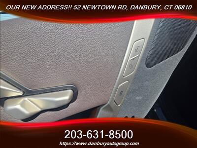 2023 BMW iX xDrive50   - Photo 12 - Danbury, CT 06810