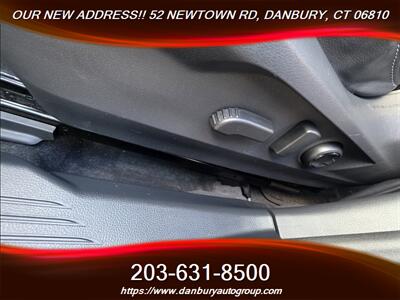 2023 Subaru Outback Limited   - Photo 10 - Danbury, CT 06810