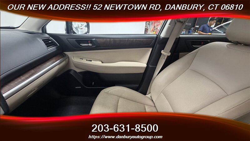 2017 Subaru Outback 3.6R Limited - Photo 15 - Danbury, CT 06810