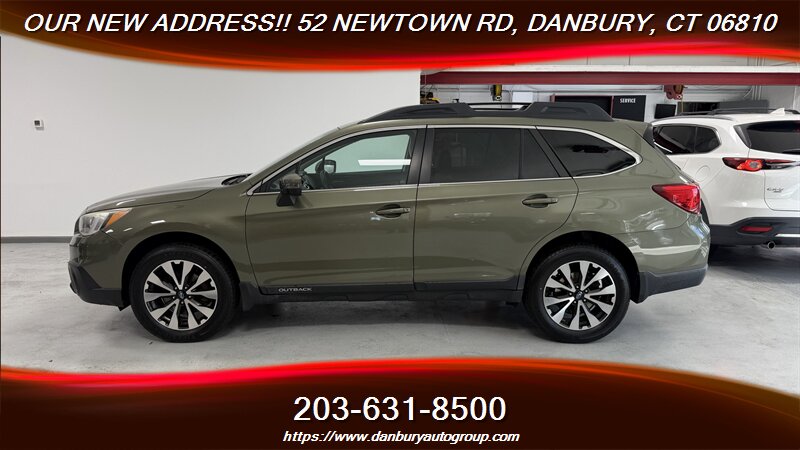 2017 Subaru Outback 3.6R Limited - Photo 2 - Danbury, CT 06810