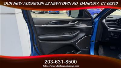 2022 Jeep Grand Cherokee Trailhawk 4xe   - Photo 11 - Danbury, CT 06810