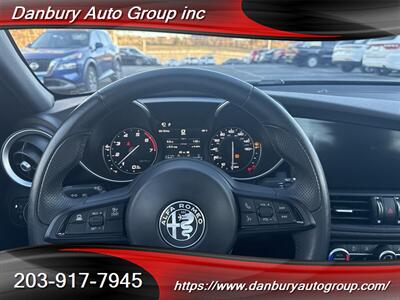 2022 Alfa Romeo Giulia Ti   - Photo 10 - Danbury, CT 06810