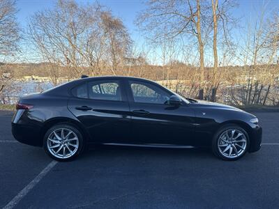 2022 Alfa Romeo Giulia Ti   - Photo 7 - Danbury, CT 06810