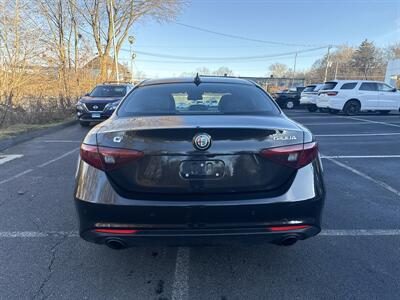 2022 Alfa Romeo Giulia Ti   - Photo 5 - Danbury, CT 06810