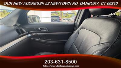 2018 Ford Explorer XLT  3 ROWS - Photo 21 - Danbury, CT 06810