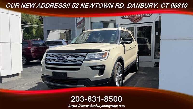 2018 Ford Explorer XLT  3 ROWS - Photo 1 - Danbury, CT 06810