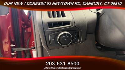 2014 Ford Focus SE   - Photo 17 - Danbury, CT 06810