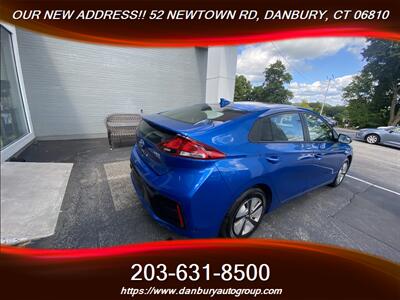 2018 Hyundai IONIQ Hybrid Blue   - Photo 6 - Danbury, CT 06810