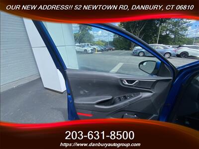 2018 Hyundai IONIQ Hybrid Blue   - Photo 10 - Danbury, CT 06810