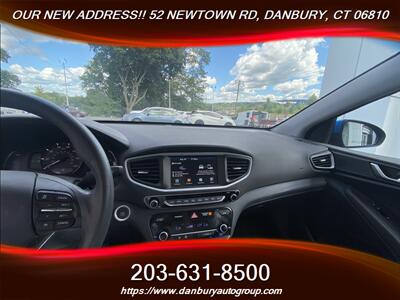 2018 Hyundai IONIQ Hybrid Blue   - Photo 14 - Danbury, CT 06810