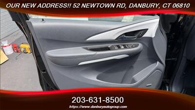 2020 Chevrolet Bolt EV Premier - Photo 10 - Danbury, CT 06810