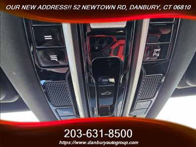 2020 Porsche Cayenne E-Hybrid   - Photo 21 - Danbury, CT 06810